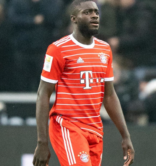 拜仁高层埃贝尔谈于帕梅卡诺续约：决心、目标与进程