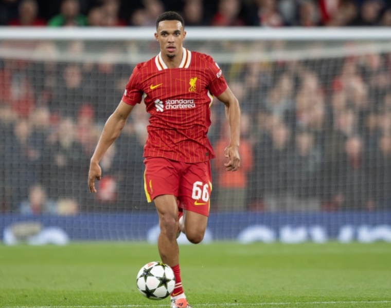 阿诺德复出引热议：国家德比首发存疑，<a href='https://laijianshen.com/news/tag/286.html' style='color: blue;'>皇马</a>未来布局待考