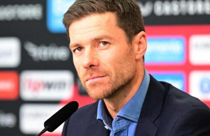 皇马主帅哈维-阿隆索赛前谈国家德比:聚焦比赛,蓄势待发