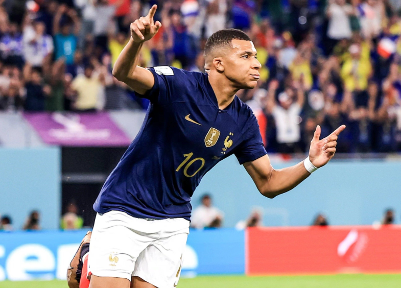 西甲国家德比:皇马奏凯,<a href='https://laijianshen.com/news/tag/1198.html' style='color: blue;'>姆巴佩</a>破门后激情发声