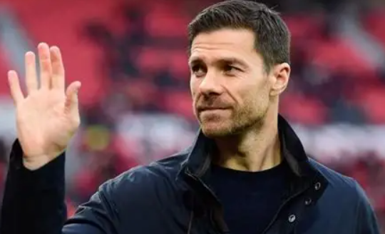 西甲国家德比<a href='https://laijianshen.com/news/tag/286.html' style='color: blue;'>皇马</a>胜<a href='https://www.www.laijianshen.com,www.www.laijianshen.com/news/tag/258.html' style='color: blue;'>巴萨</a>,赛后冲突引主帅理性解读