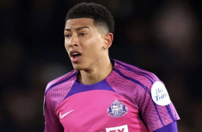 曼联租借传闻下贝林厄姆在<a href='https://www.www.laijianshen.com,www.www.laijianshen.com/news/tag/997.html' style='color: blue;'>多特</a>蒙德的困境与走向