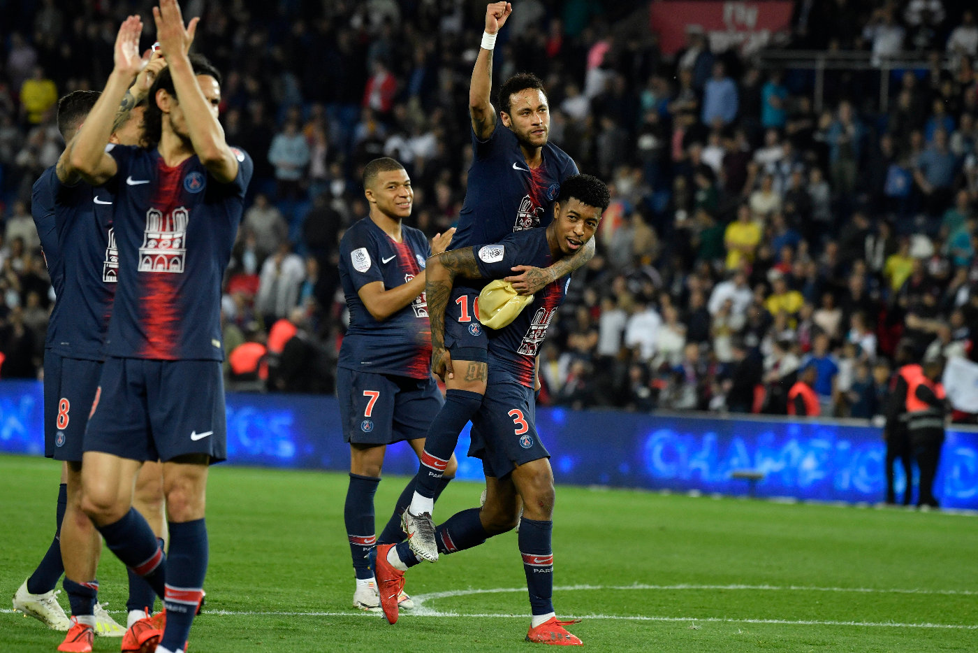 <a href='https://laijianshen.com/news/tag/1124.html' style='color: blue;'>巴黎圣日耳曼</a>：欧冠赛场的青春风暴与冠军荣光