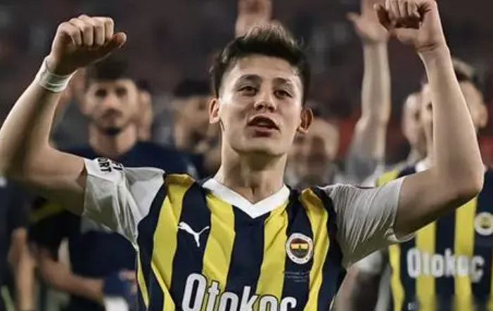 皇马西甲大捷后迎欧冠挑战：居莱尔伤势无碍，琼阿梅尼获休整