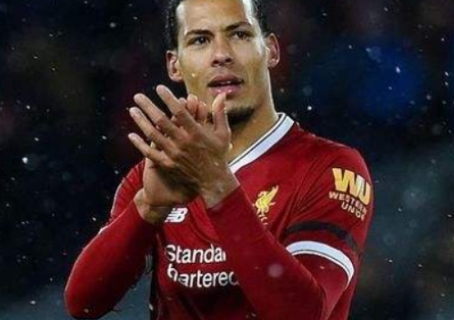 范戴克回应鲁尼质疑：以成熟心态面对批评，团结共克时艰