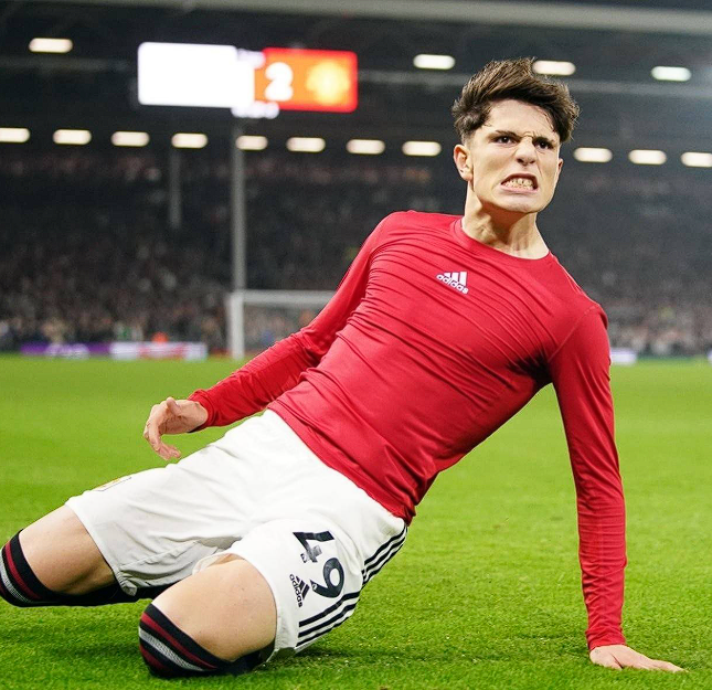 西德维尔深度剖析切尔西新星：加纳乔天赋兑现与埃斯特旺首发之争