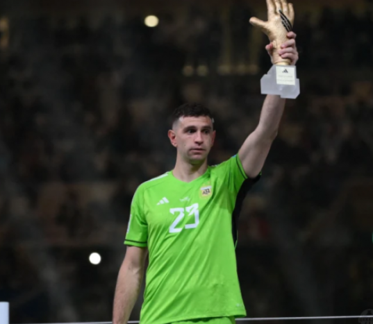 努诺-门德斯缺阵<a href='https://laijianshen.com/news/tag/1253.html' style='color: blue;'>世预赛</a>,马丁内斯谈影响与应对