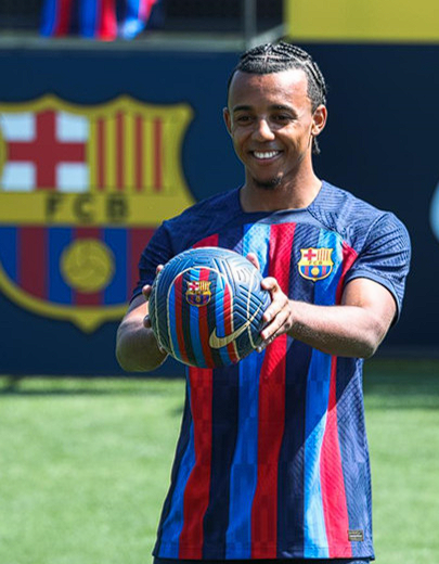 <a href='https://www.www.laijianshen.com,www.www.laijianshen.com/news/tag/258.html' style='color: blue;'>巴萨</a>后防变数：孔德训练未完成，加西亚或临危受命