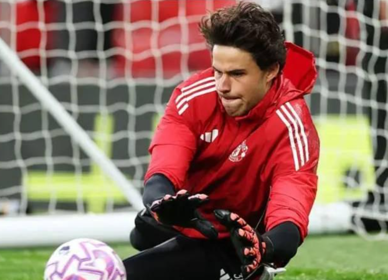 曼联战平热刺：拉门斯首发后不败战绩引关注