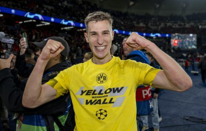 利物浦中卫引援风云:施洛特贝克成新目标