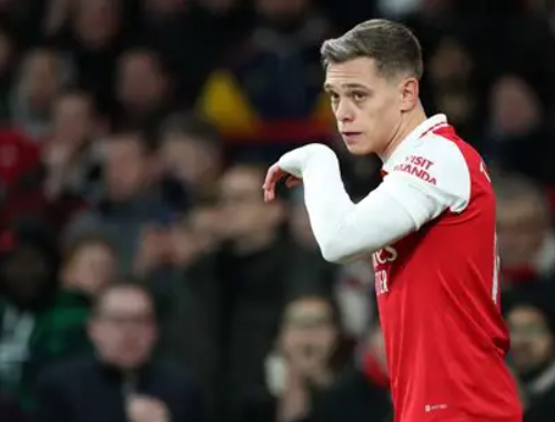 阿森纳续约特罗萨德:稳定阵容与市场博弈下的决策