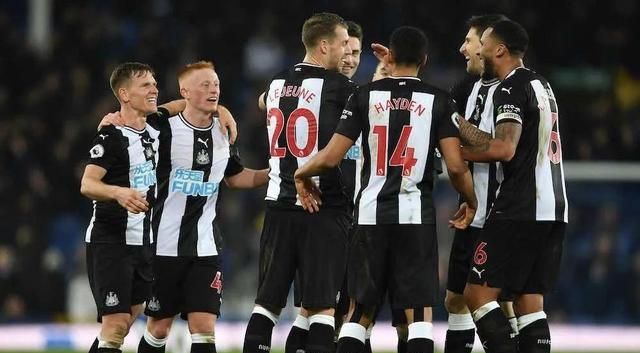 纽卡欧冠征途：在强敌环伺中破浪前行