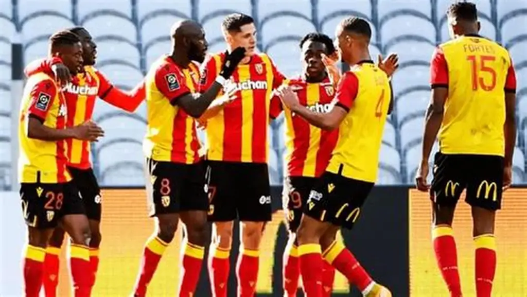 马赛欧冠征途：逆风展翅的法兰西之翼