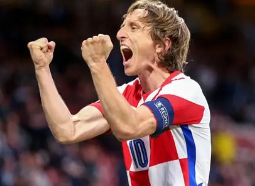 安切洛蒂专访：论意甲风云与<a href='https://www.www.laijianshen.com/news/tag/1040339.html' style='color: blue;'>莫德里奇</a>风采