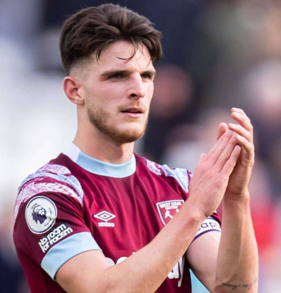 赖斯:从定位球新星到战术核心的崛起之路