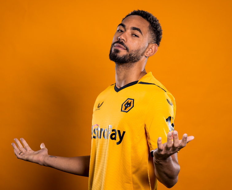 库尼亚遭阿森纳球迷询问转会,曼联球迷热议显忠诚