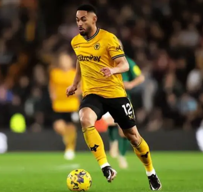 库尼亚遭阿森纳球迷询问转会,曼联球迷热议显忠诚