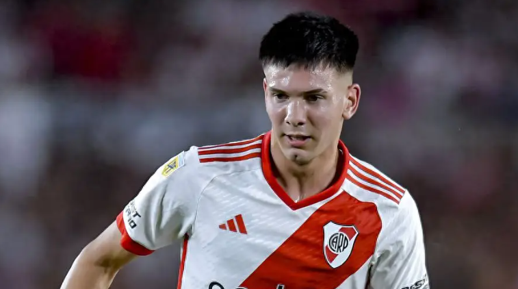 <a href='https://laijianshen.com/news/tag/286.html' style='color: blue;'>皇马</a>小将马斯坦托诺腹股沟伤病恢复情况详解