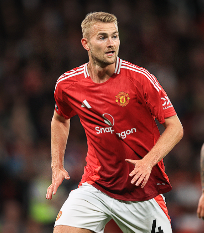 德里赫特谈阵型偏好与国家队征程:多元适配,心向未来