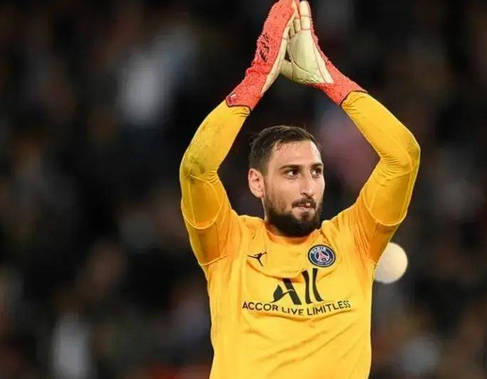 多纳鲁马:哈兰德助力加盟曼城,<a href='https://www.www.laijianshen.com/news/tag/267.html' style='color: blue;'>英超</a>征程感恩同行