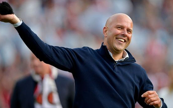 斯洛特回应阿隆索执教传闻：专注当下，理性看待外界声音